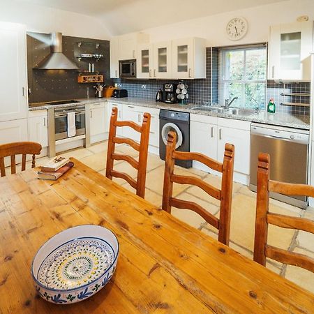 Delphi Lodge Cottages Линон Экстерьер фото